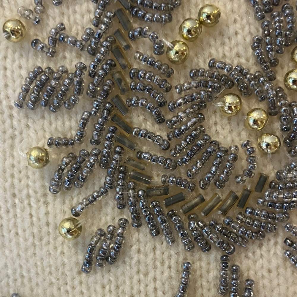 Eddie Bauer Festive Cream Lambswool Cardigan with silver and gold beadwork - Picture 7 of 8